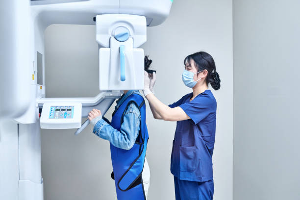 Best Emergency Root Canal Treatment in Island Lake, IL